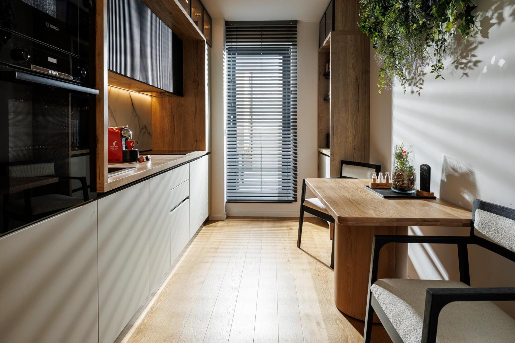Pure Living Apartment W. Private Parking Brasov Exterior photo