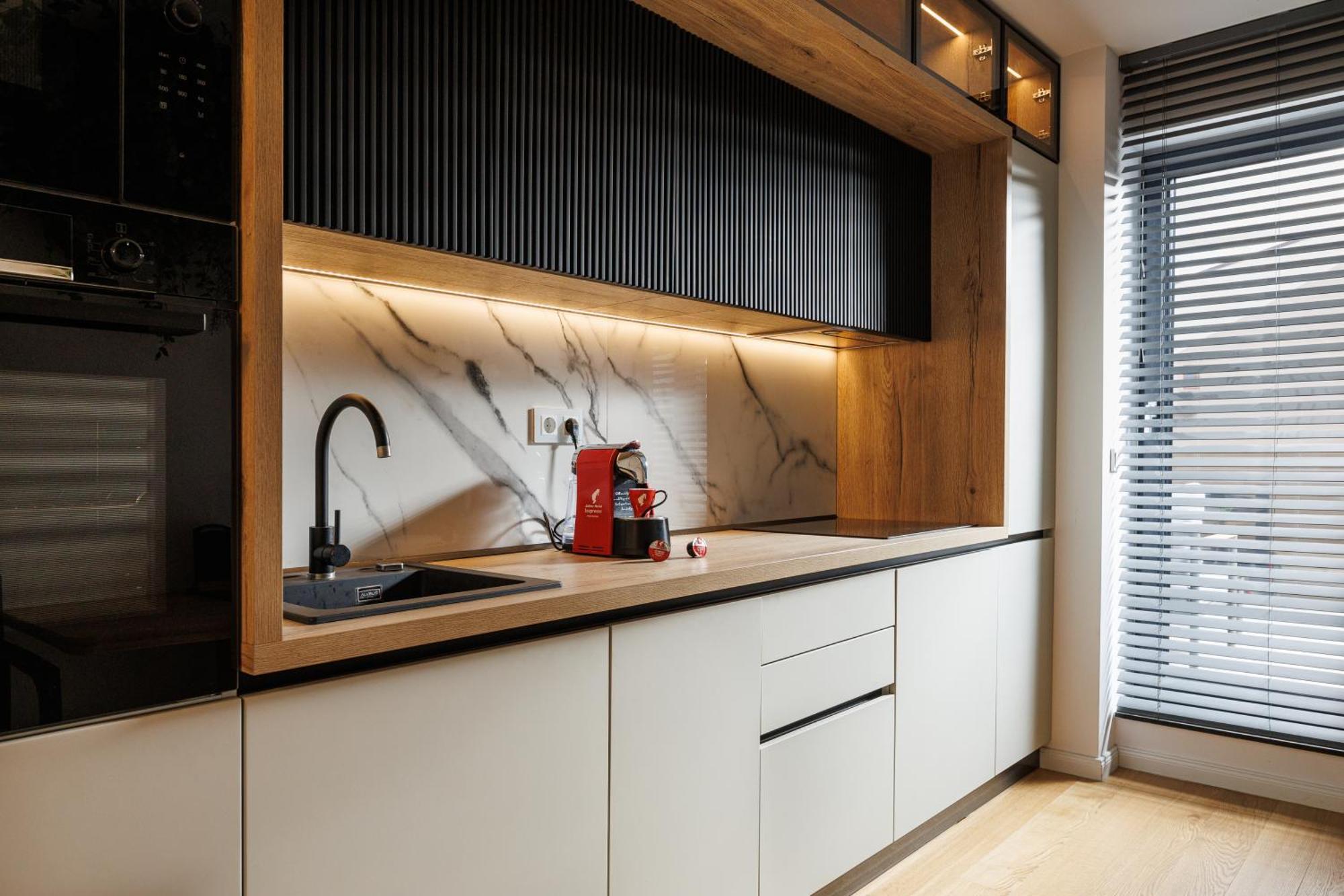 Pure Living Apartment W. Private Parking Brasov Exterior photo